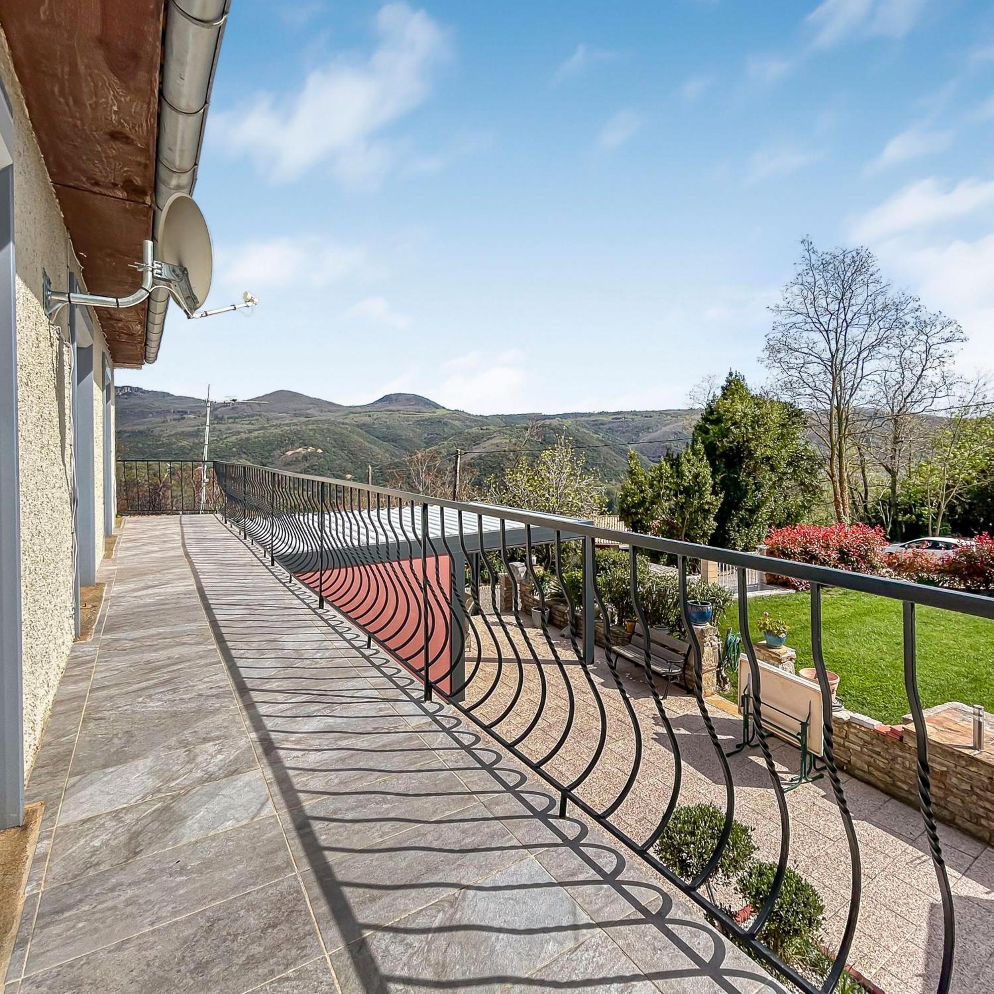 Escapade A Lodeve La Paisible Apartment Екстериор снимка